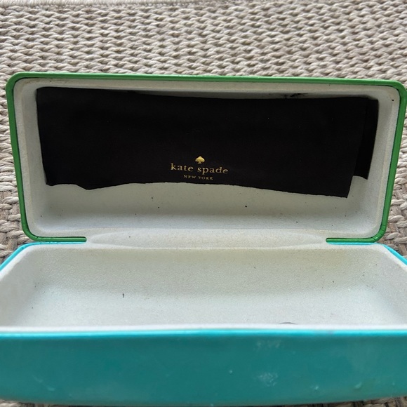 Kate Spade Sunnies - Picture 5 of 7